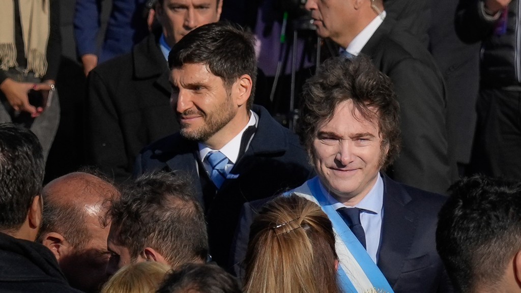 Pullaro: “La gente viene hablando fuerte y claro, el gobierno sigue sin escuchar, paralizado”